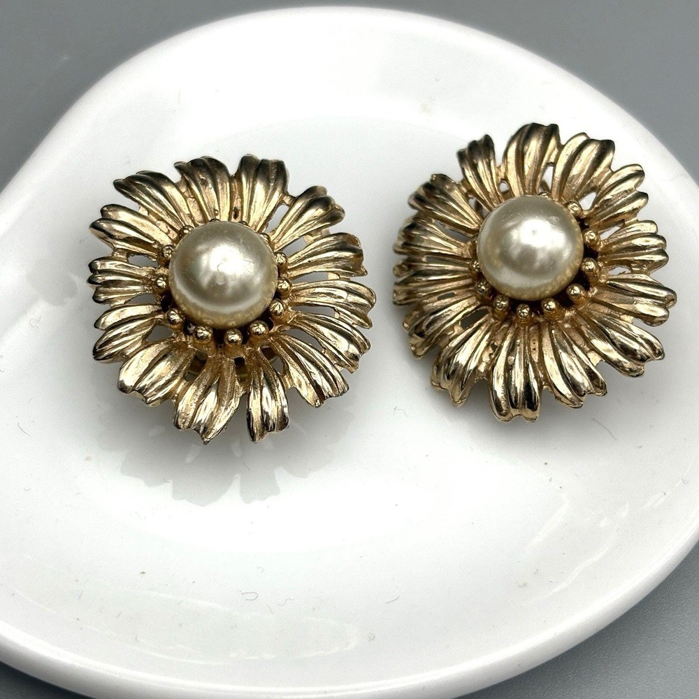 Vintage Hobe Clip On Earrings Flower Burst Faux Pearl Gold Tone